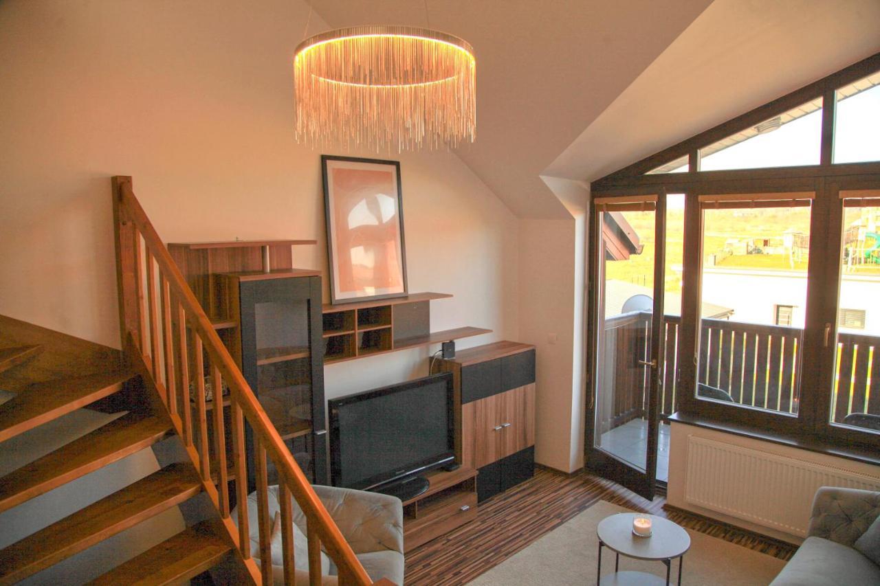 Apartment Vila Aston Kakaslomnic Kültér fotó